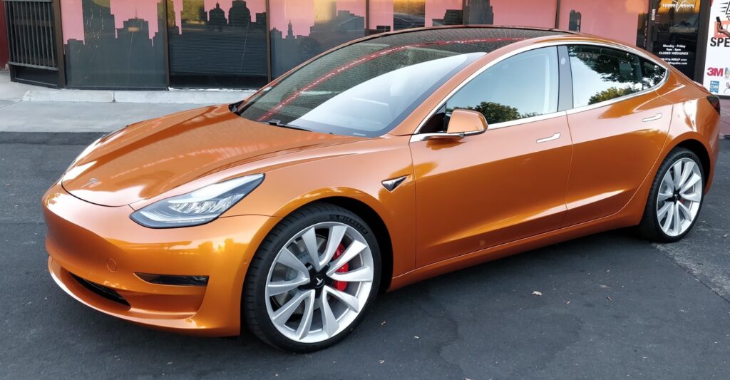 How to charge your electric car from the sun, at home