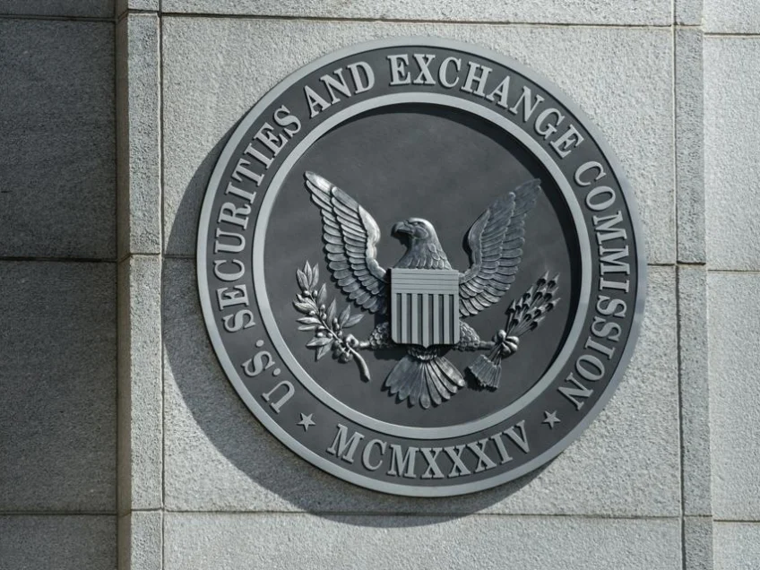 Bitcoin Core Developer Joins Forces With Former Morgan Stanley Exec To Warn SEC