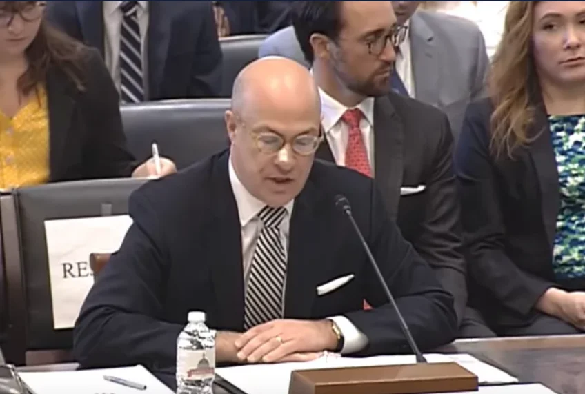 CFTC Chair Giancarlo Says Institutional Investors Will Help Crypto ‘Mature’