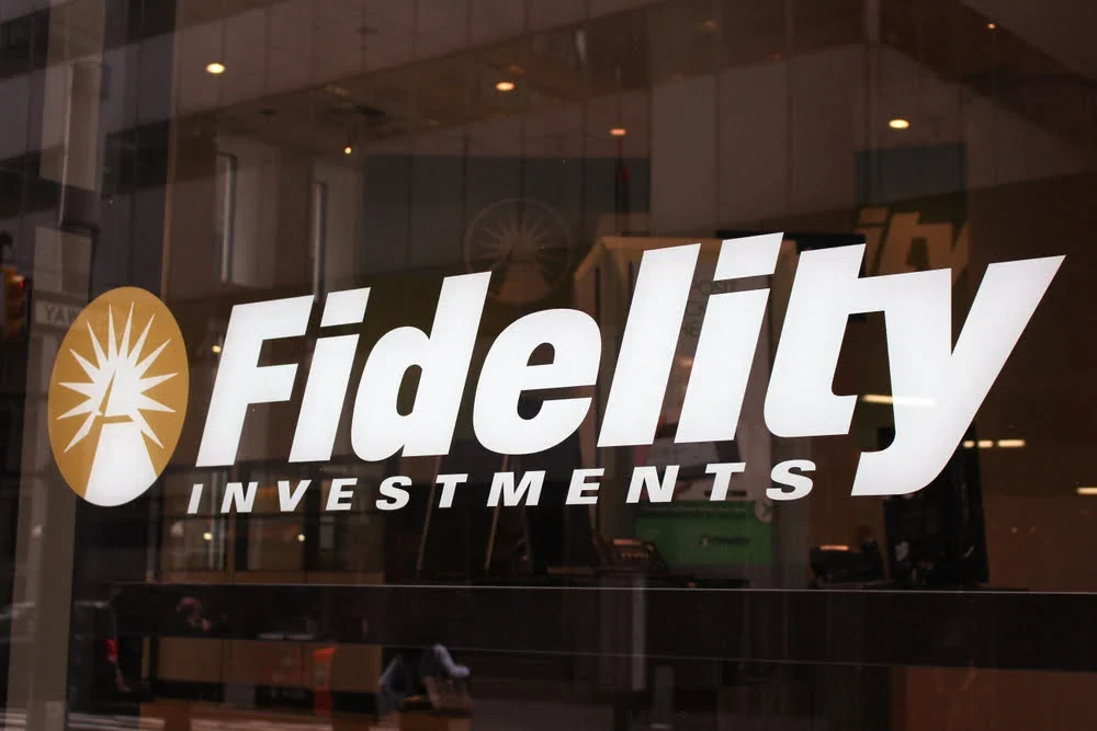 Crypto Week In Review: Fidelity, Goldman Sachs Adopt Crypto Custody