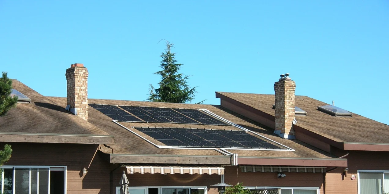Why aren’t solar water heaters more popular in the U.S., even in solar-friendly states like California?