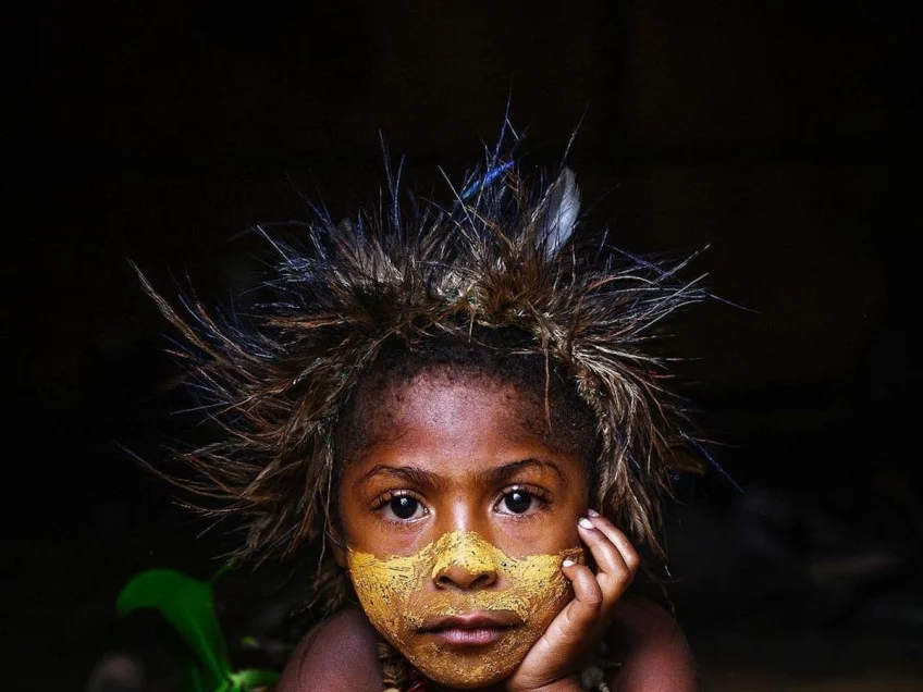 Photographer Captures Portraits of “Childhood” From All Around the World