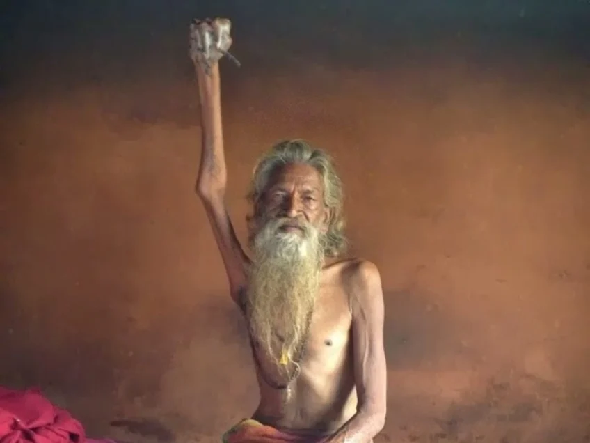 The Indian Ascetic Holding His Arm Up for World Peace Since 1973￼