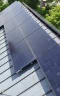 a pic of solar panels on the roof of a house